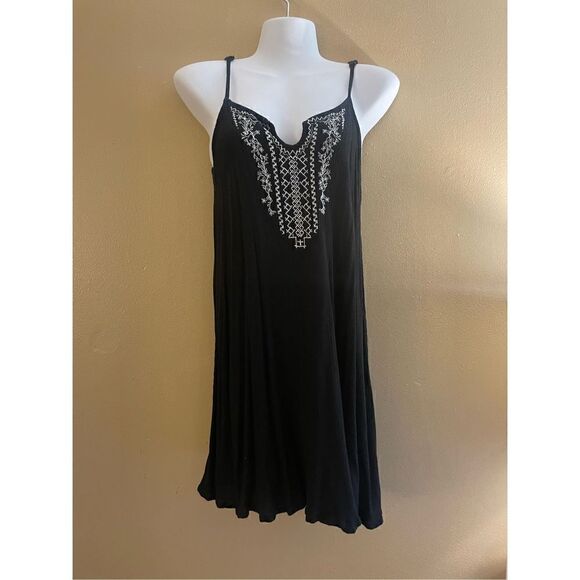 Mossimo Women’s Boho Embroidered Black Mini Dress Size Small - Picture 1 of 4